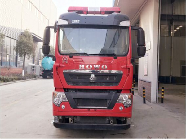 國六重汽豪沃16噸泡沫消防車